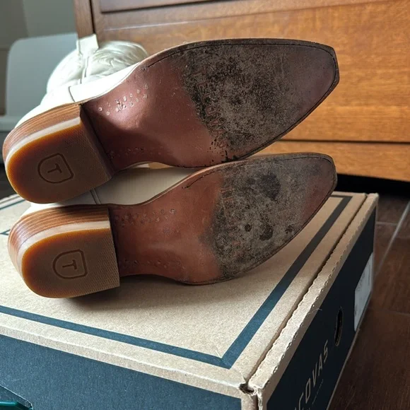 Tecovas Annie Cowboy Boots in Ivory Leather size 7 - Picture 6 of 6